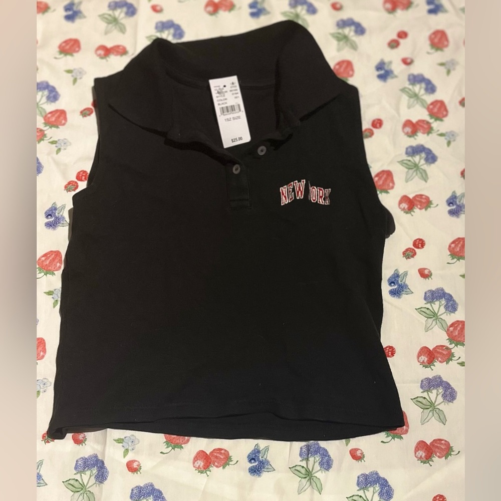 Black collared pacsun/brandy melville top never worn and with tags